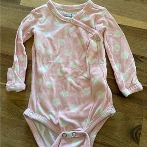 Posh Peanut Light Pink‎ and White Polka Dot Bodysuit- 0/3m